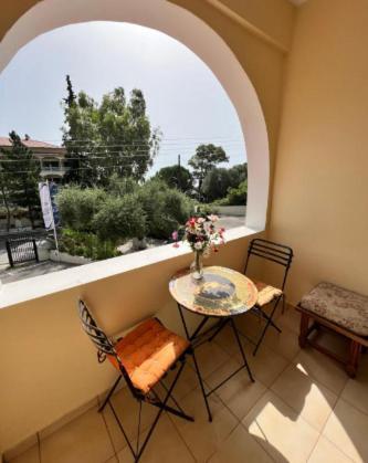 Lithino Apartments - 5Min From The Beach Άγιος Ιωάννης Περιστερών Εξωτερικό φωτογραφία