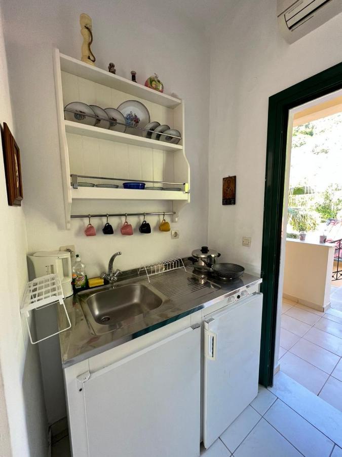 Lithino Apartments - 5Min From The Beach Άγιος Ιωάννης Περιστερών Εξωτερικό φωτογραφία